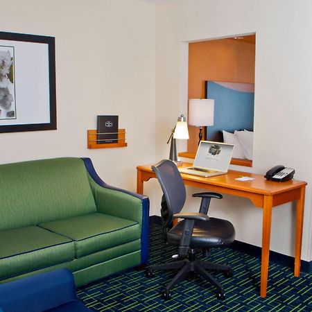 Fairfield Inn & Suites By Marriott Memphis East Galleria Exteriör bild