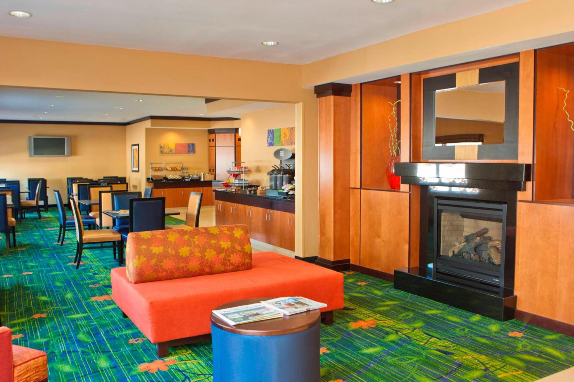 Fairfield Inn & Suites By Marriott Memphis East Galleria Exteriör bild